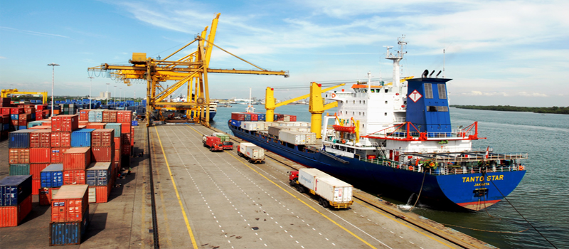 Pelabuhan Tanjung Emas: Pembangunan Rel Masih Terkendala